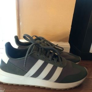 Adidas green neo shoes, never worn